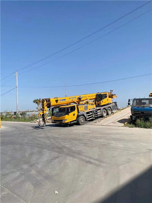 龙里县吊车作业时，可能会产生哪些额外收费项目？