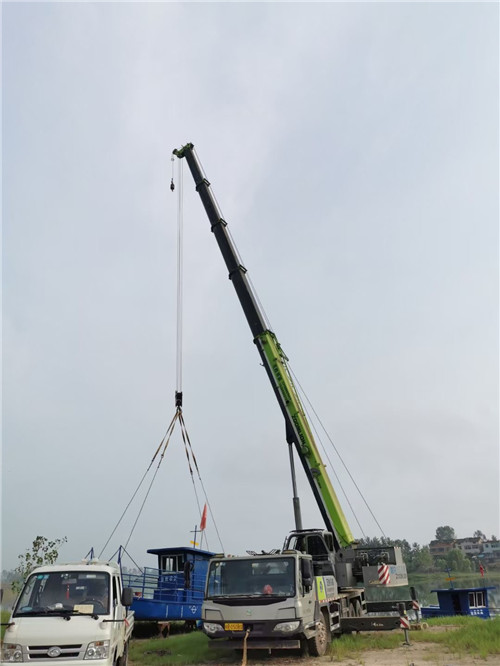 龙里县桥梁建设吊装案例